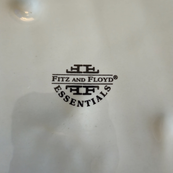 Fitz and Floyd Raspberry Floral Ceramic English Garden Tray Serving Platter - Picture 7 of 8